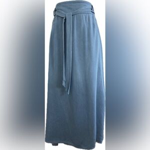 Westport 1962 Brand Chambray Belted Asymmetrical Skirt